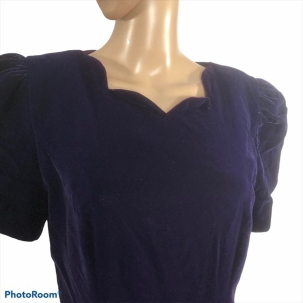 𝅺Karen Lukas vintage dress in rich velour - Picture 2 of 16